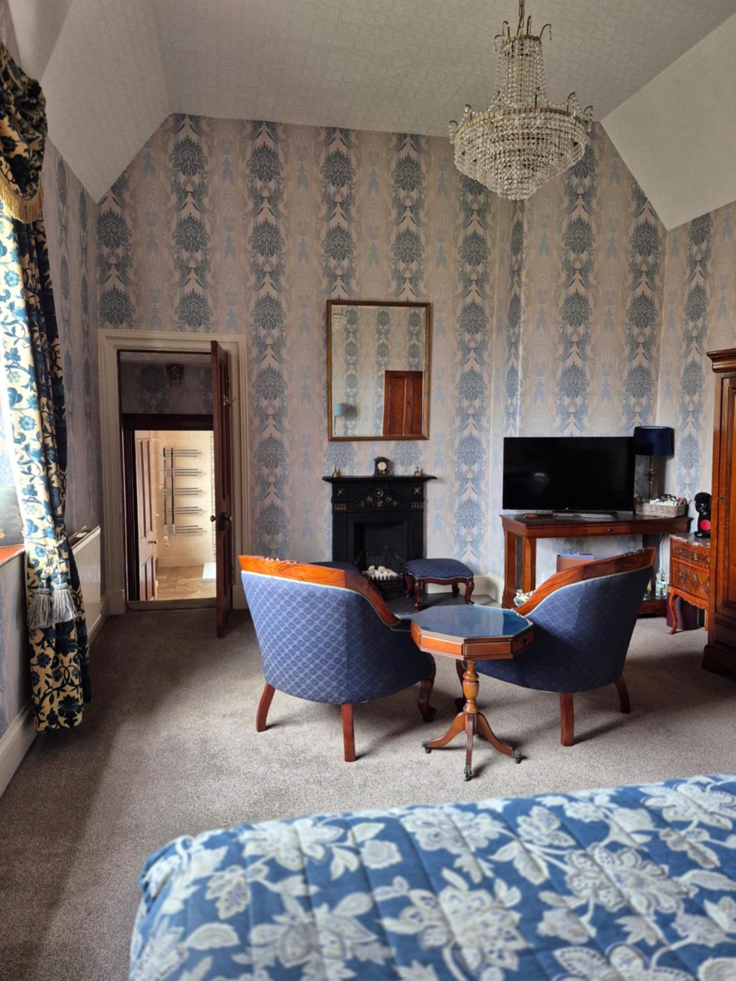 ‪‪St. David's Guest House‬‬  هافرفوردوست المظهر الخارجي الصورة