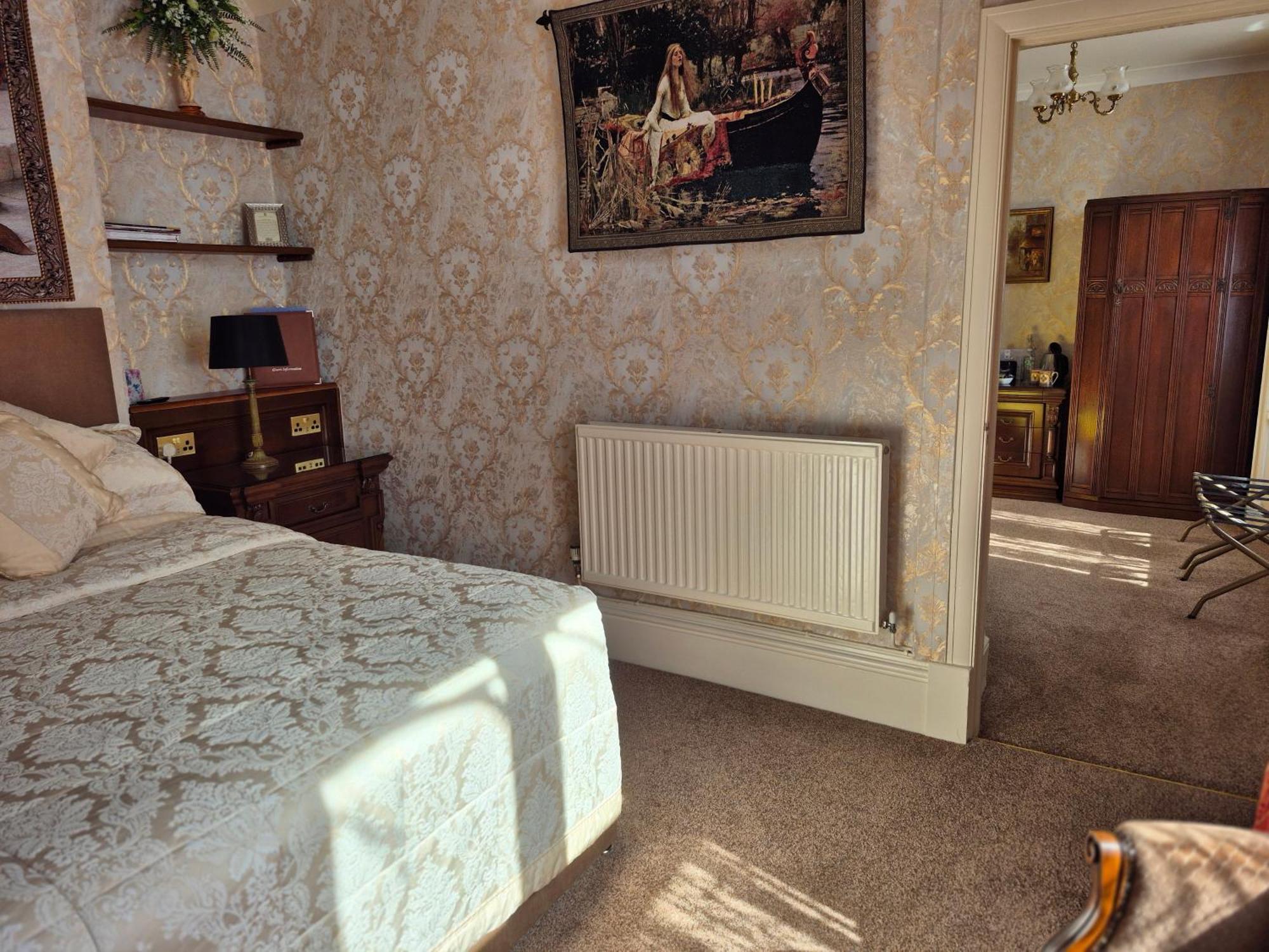 ‪‪St. David's Guest House‬‬  هافرفوردوست المظهر الخارجي الصورة