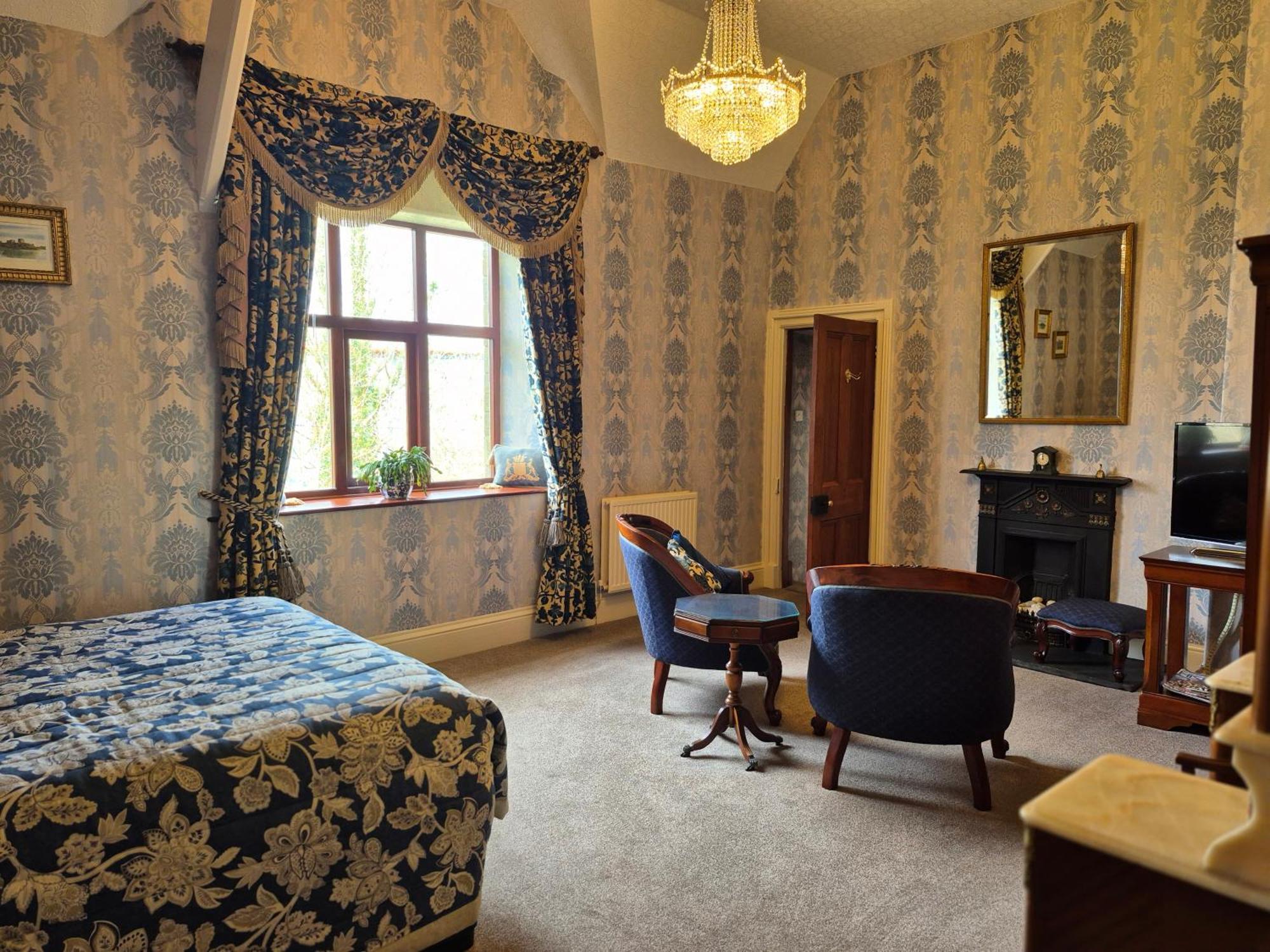 ‪‪St. David's Guest House‬‬  هافرفوردوست المظهر الخارجي الصورة