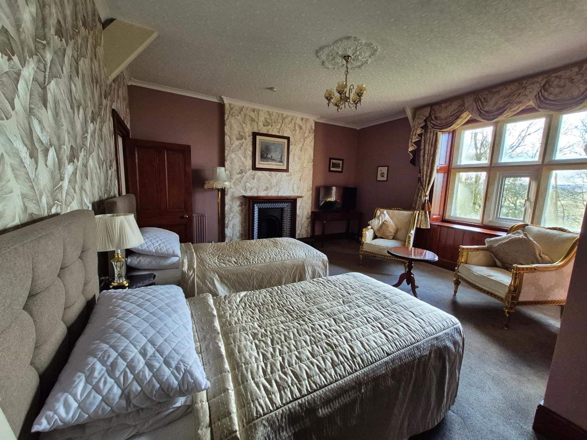 ‪‪St. David's Guest House‬‬  هافرفوردوست المظهر الخارجي الصورة