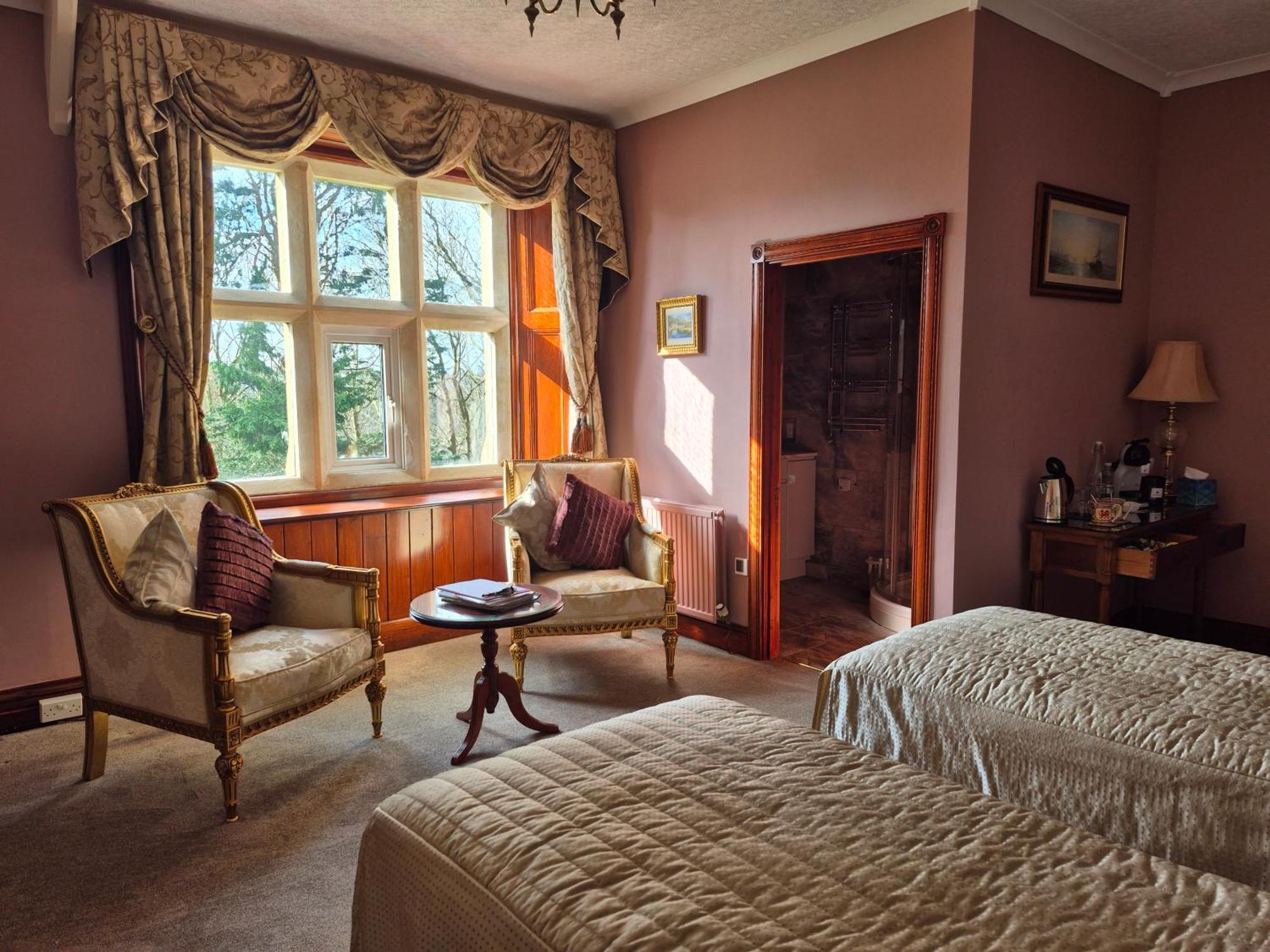 ‪‪St. David's Guest House‬‬  هافرفوردوست المظهر الخارجي الصورة