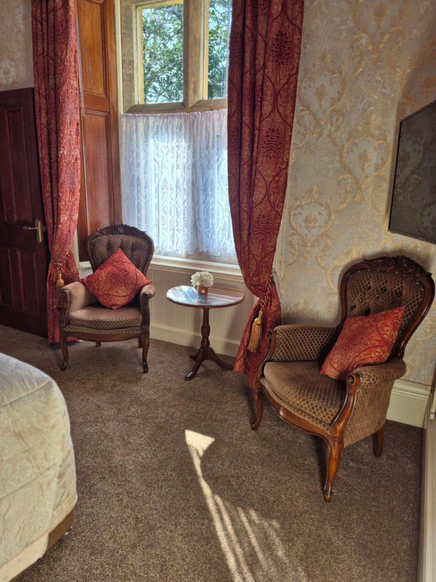 ‪‪St. David's Guest House‬‬  هافرفوردوست المظهر الخارجي الصورة