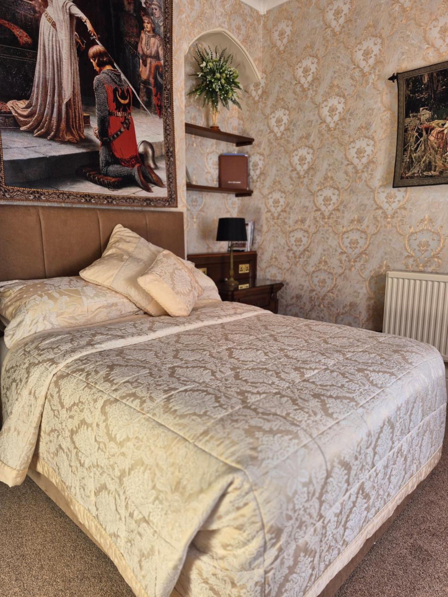 ‪‪St. David's Guest House‬‬  هافرفوردوست المظهر الخارجي الصورة